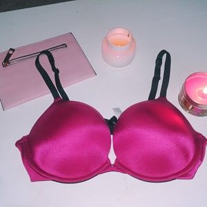 Fredick's of Hollywood BRA